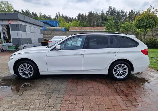 bmw seria 3 BMW Seria 3 cena 35000 przebieg: 216000, rok produkcji 2018 z Chorzów